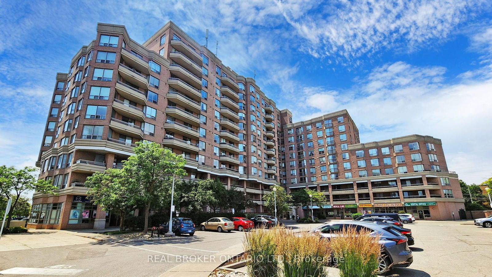 Condo for sale at 917-1700 Eglinton Avenue, Toronto, Victoria Village, M4A 2X4 - MLS: C11964703