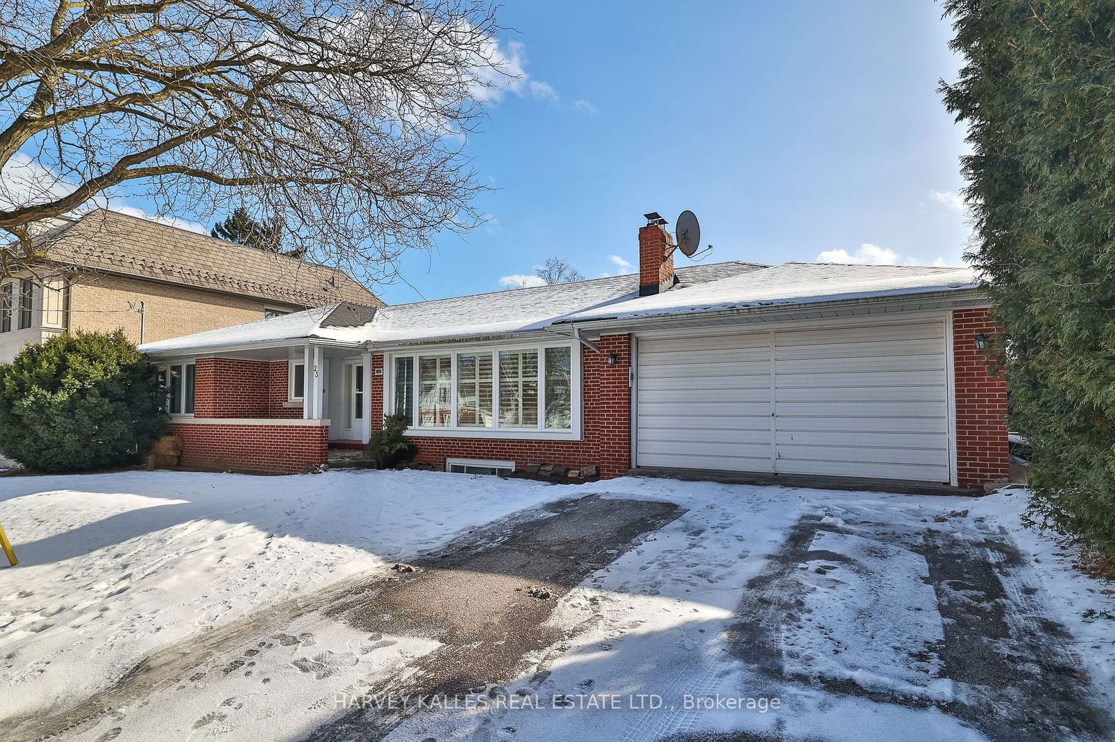 Detached House for sale at 23 Rothmere Drive, Toronto, Bridle Path-Sunnybrook-York Mills, M4N 1V3 - MLS: C11965083