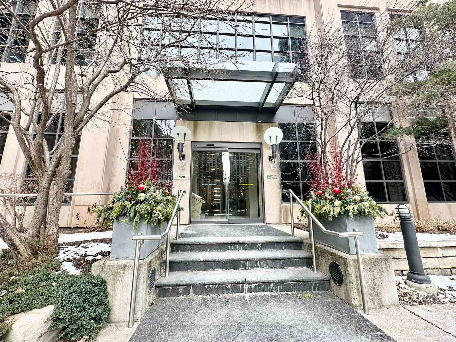 Condo sold at 1424-500 Doris Avenue, Toronto, Willowdale East, M2N 0C1 - MLS: C11965281