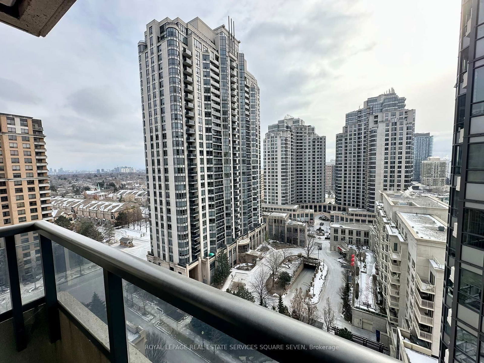 Condo sold at 1424-500 Doris Avenue, Toronto, Willowdale East, M2N 0C1 - MLS: C11965281