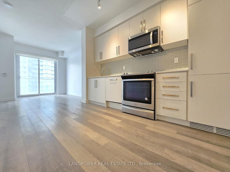 home for lease on 1009-5180 Yonge Street