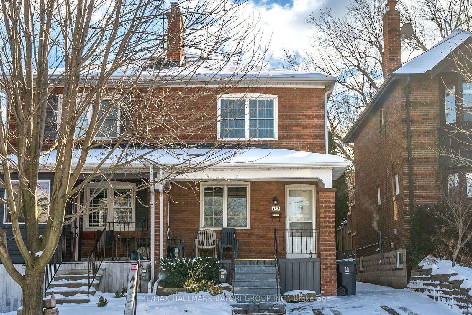 Semi-Detached House sold at 263 Castlefield Avenue, Toronto, Yonge-Eglinton, M4R 1G6 - MLS: C11965592