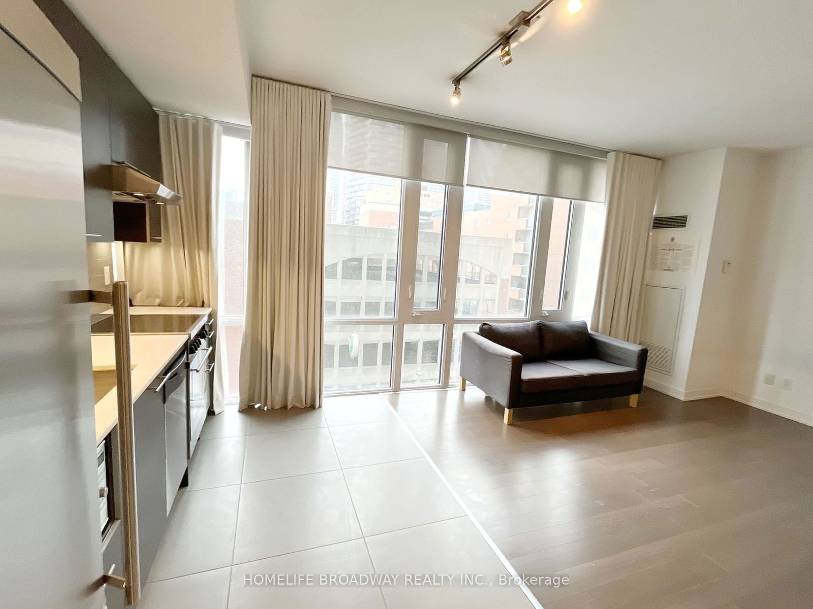 Condo for sale at 416-1 Market Street, Toronto, Waterfront Communities C8, M5E 0A2 - MLS: C11966052