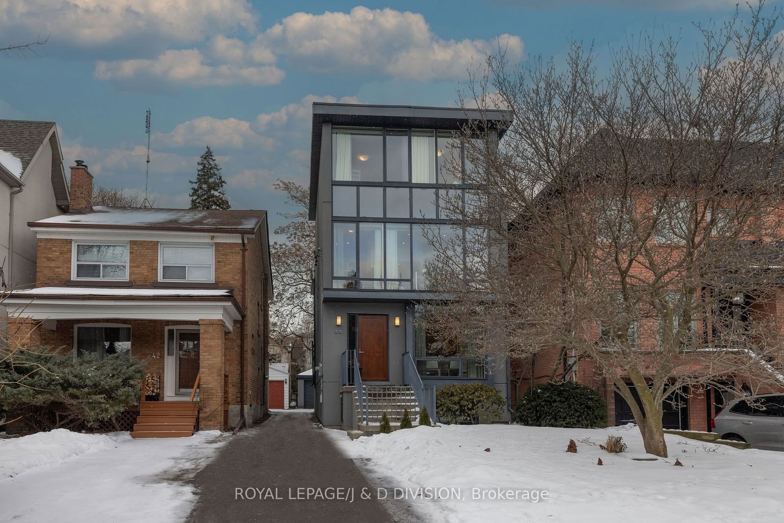 Detached House for sale at 44 Standish Avenue, Toronto, Rosedale-Moore Park, M4W 3B1 - MLS: C11966093