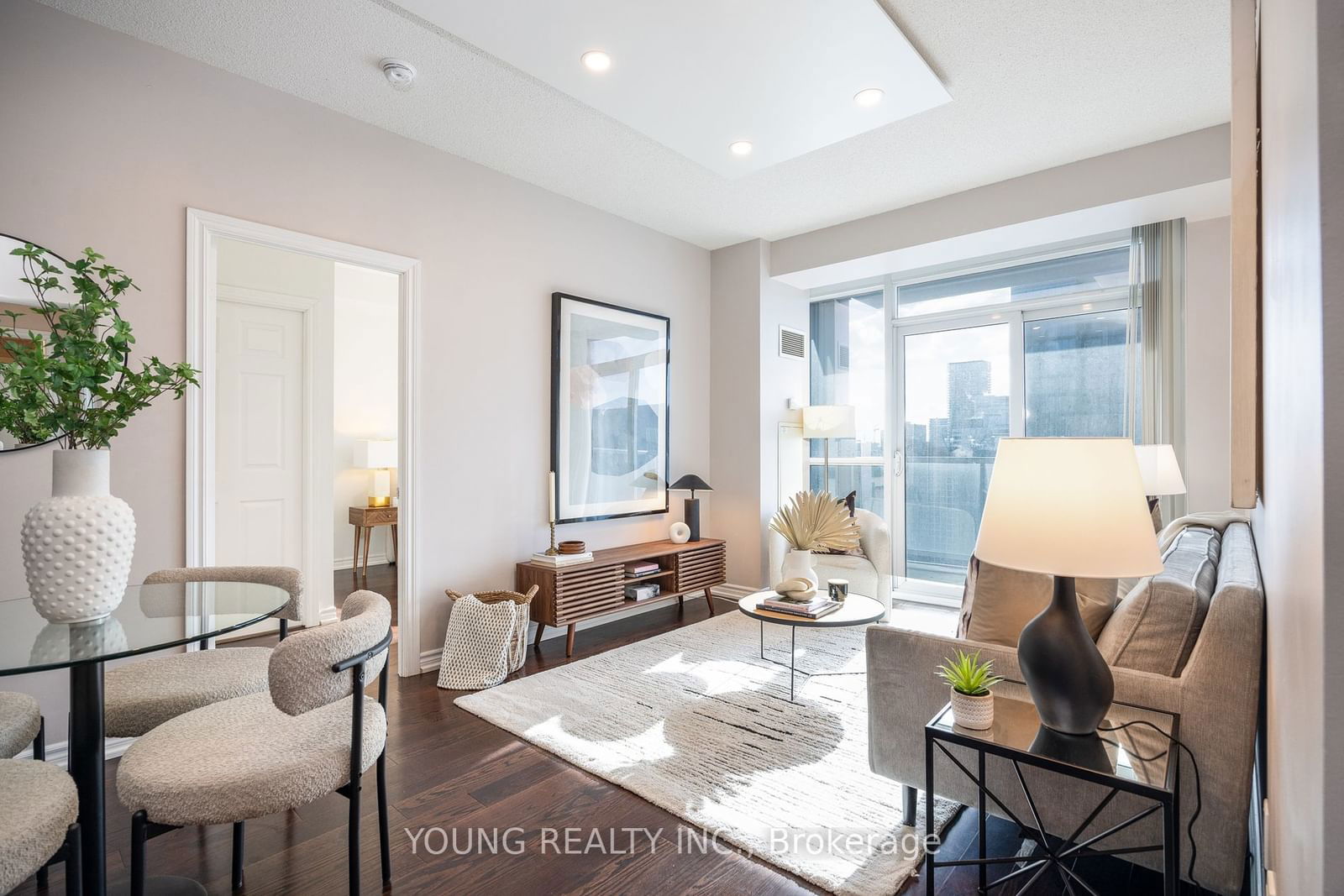 Condo for sale at 3406-761 Bay Street, Toronto, Bay Street Corridor, M5G 2R2 - MLS: C11966097