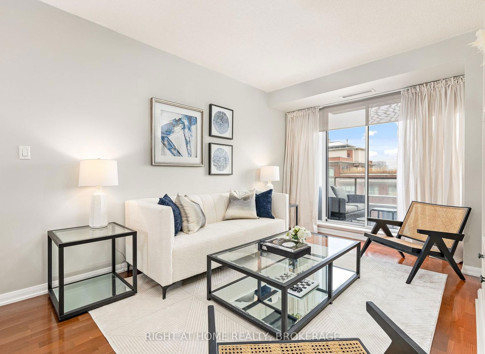 Condo for sale at 703-18 Beverley Street, Toronto, Kensington-Chinatown, M5T 3L2 - MLS: C11966327