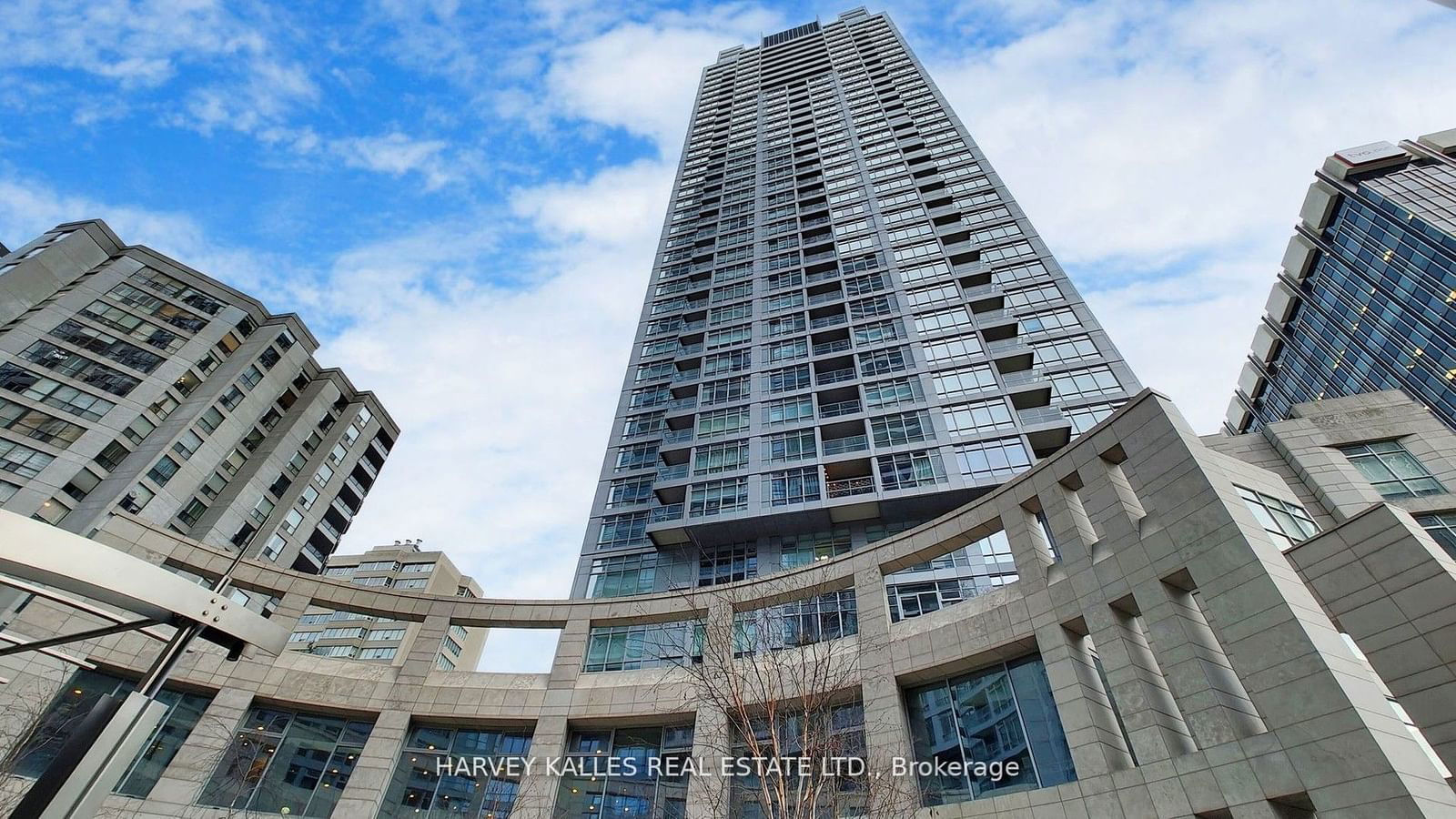 Condo for sale at 1612-2181 Yonge Street, Toronto, Mount Pleasant West, M5S 3H7 - MLS: C11966364