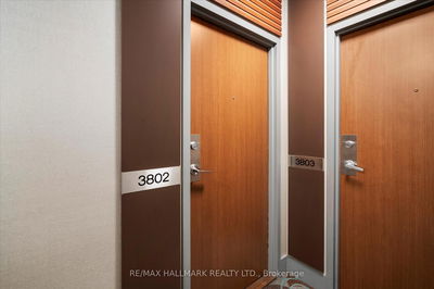Unit 3802 — 35 Mariner Terr, Toronto - Waterfront Communities C1 image-0-3