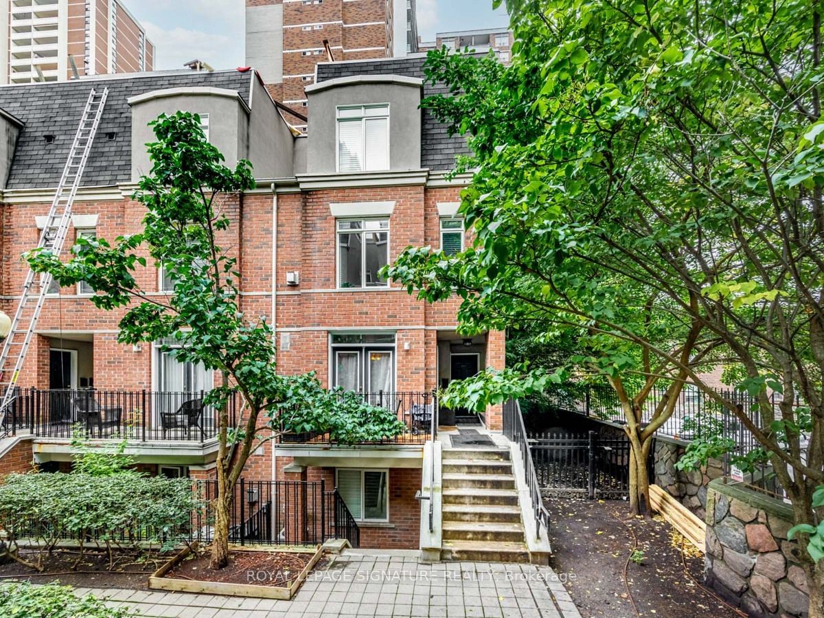 Townhouse for sale at 401-415 Jarvis Street, Toronto, Cabbagetown-South St. James Town, M4Y 3C1 - MLS: C11966556