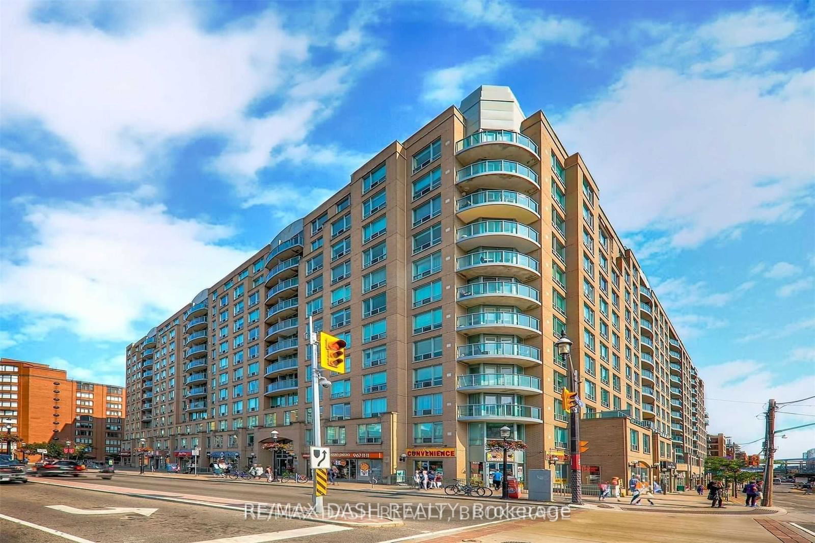 Condo for lease at 1113-109 Front Street, Toronto, Moss Park, M5A 4P7 - MLS: C11966608