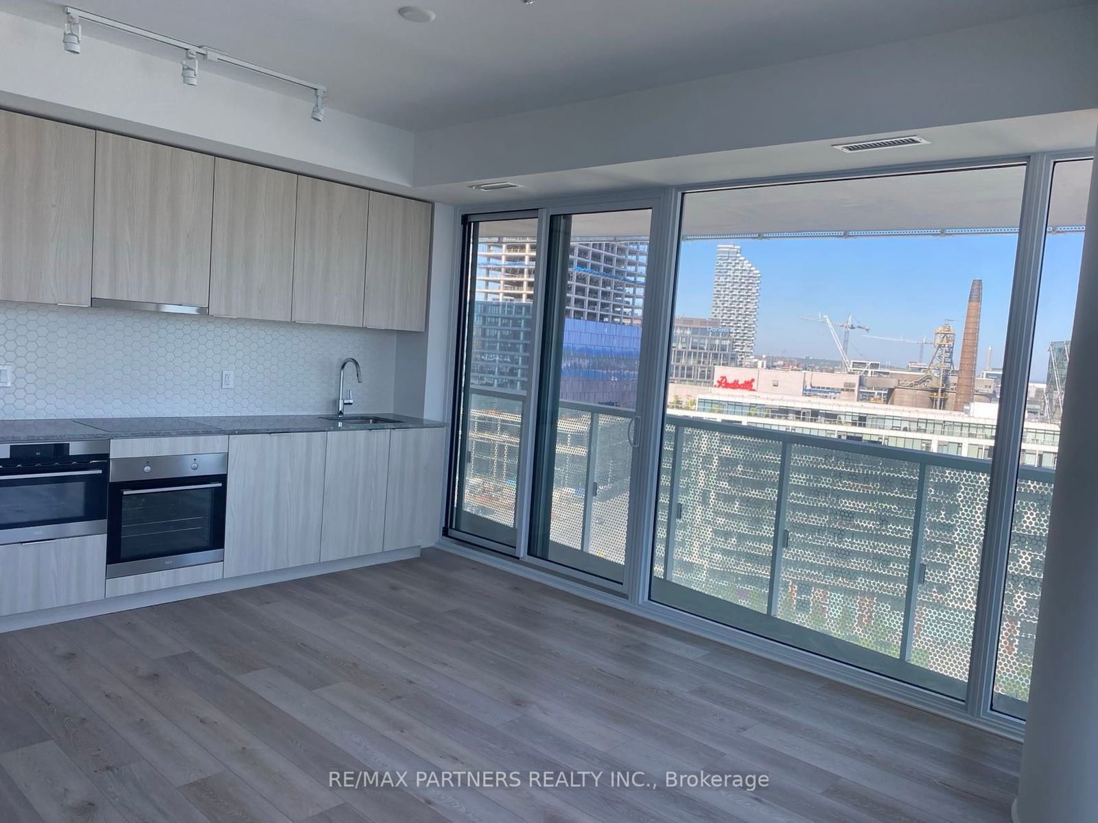 Condo for lease at 1402-15 Queens Quay, Toronto, Waterfront Communities C1, M5E 0C5 - MLS: C11966619