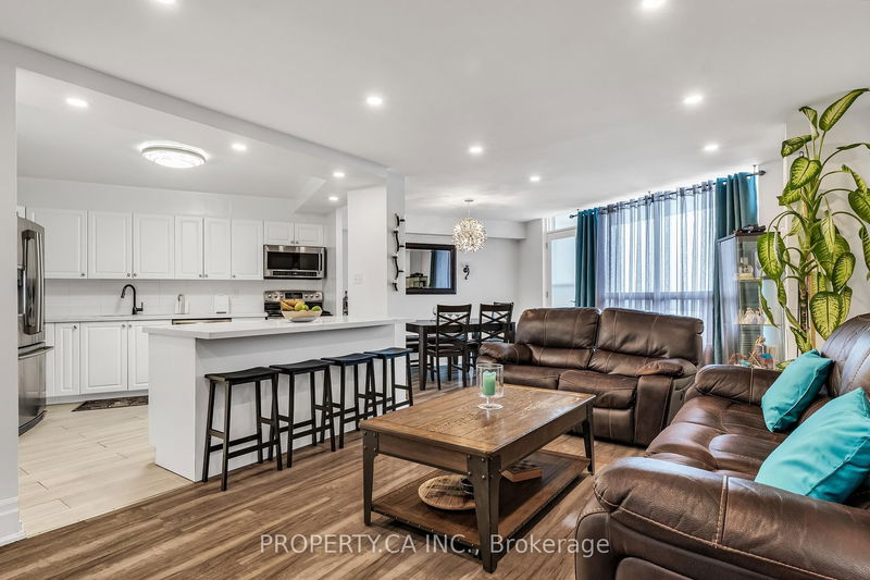 home for sale on 1112-20 Edgecliff Gfwy
