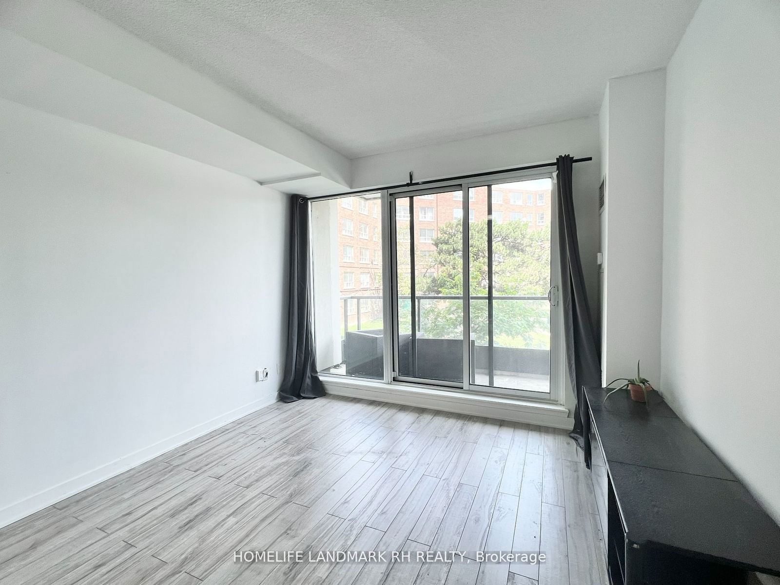 Condo for lease at 204-260 Sackville Street, Toronto, Regent Park, M5A 0B3 - MLS: C11967122