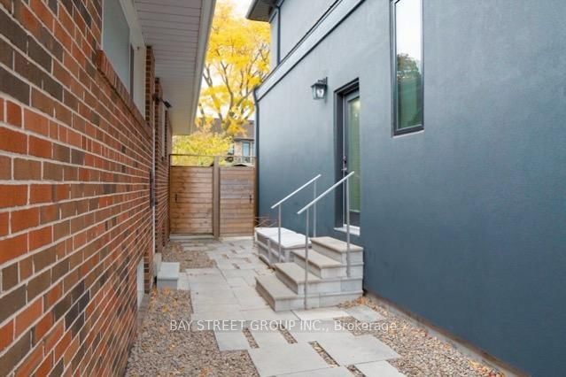 Detached House for lease at Lower-28 Morewood Crescent, Toronto, Bayview Village, M2K 1L7 - MLS: C11967173