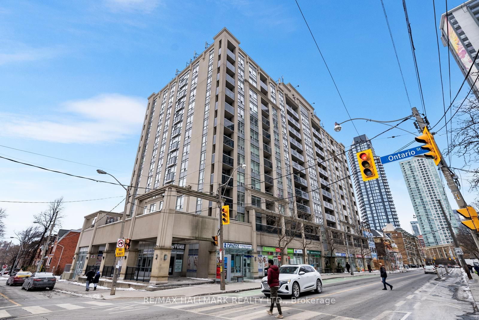 Condo for lease at 413-225 Wellesley Street, Toronto, Cabbagetown-South St. James Town, M4X 1X8 - MLS: C11967181