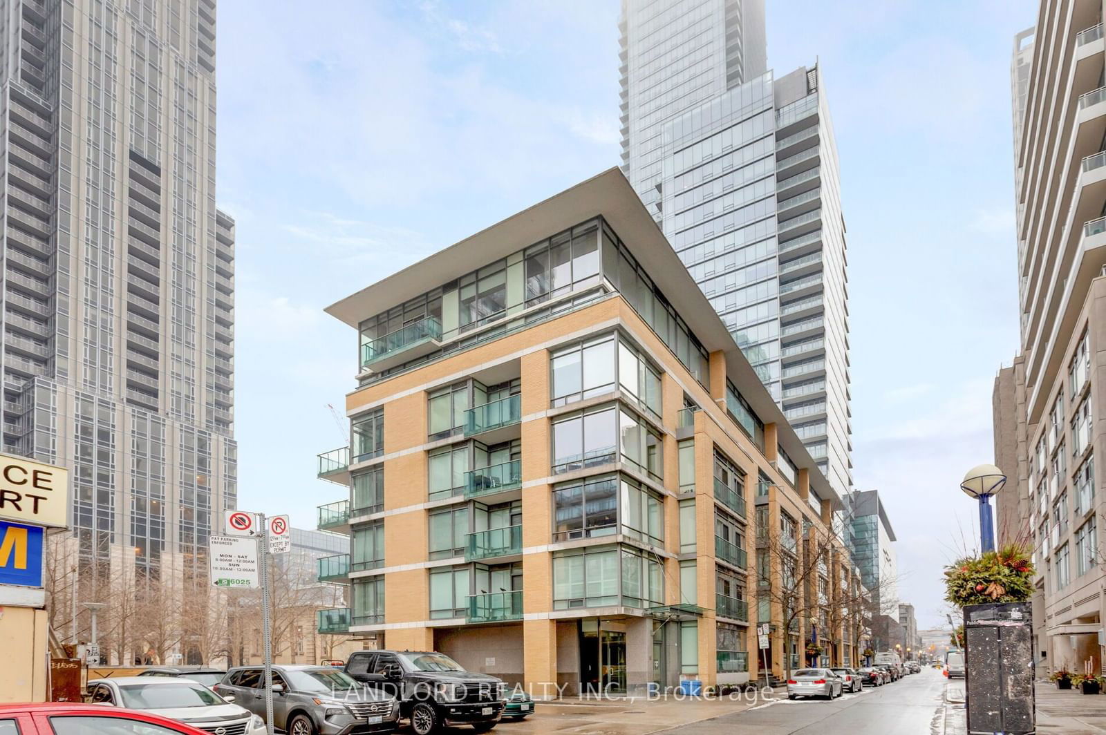 Condo for sale at 209-21 Scollard Street, Toronto, Annex, M5R 1G1 - MLS: C11967194