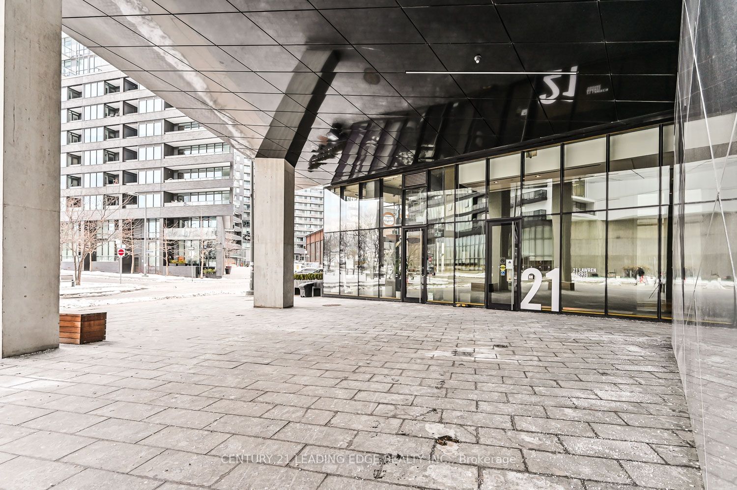 Condo for sale at 610-21 Lawren Harris Square, Toronto, Waterfront Communities C8, M5A 0T4 - MLS: C11967404