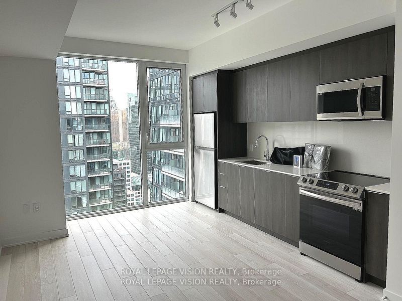 Condo for lease at 4105-357 King Street, Toronto, Waterfront Communities C1, M5V 0S7 - MLS: C11967624