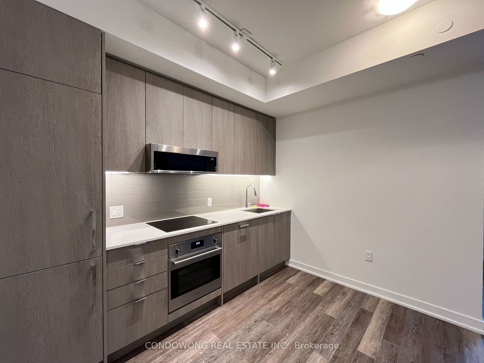 Condo for lease at 601-250 Lawrence Avenue, Toronto, Lawrence Park North, M5M 1B2 - MLS: C11967982