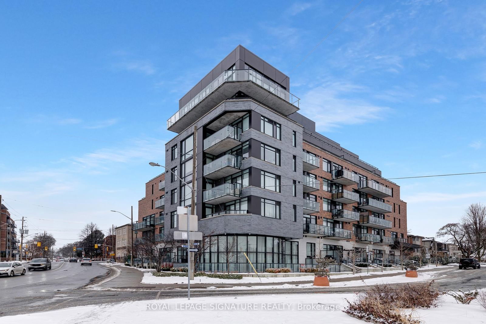 Condo sold at 402-25 Malcolm Road, Toronto, Leaside, M4G 1X7 - MLS: C11968050