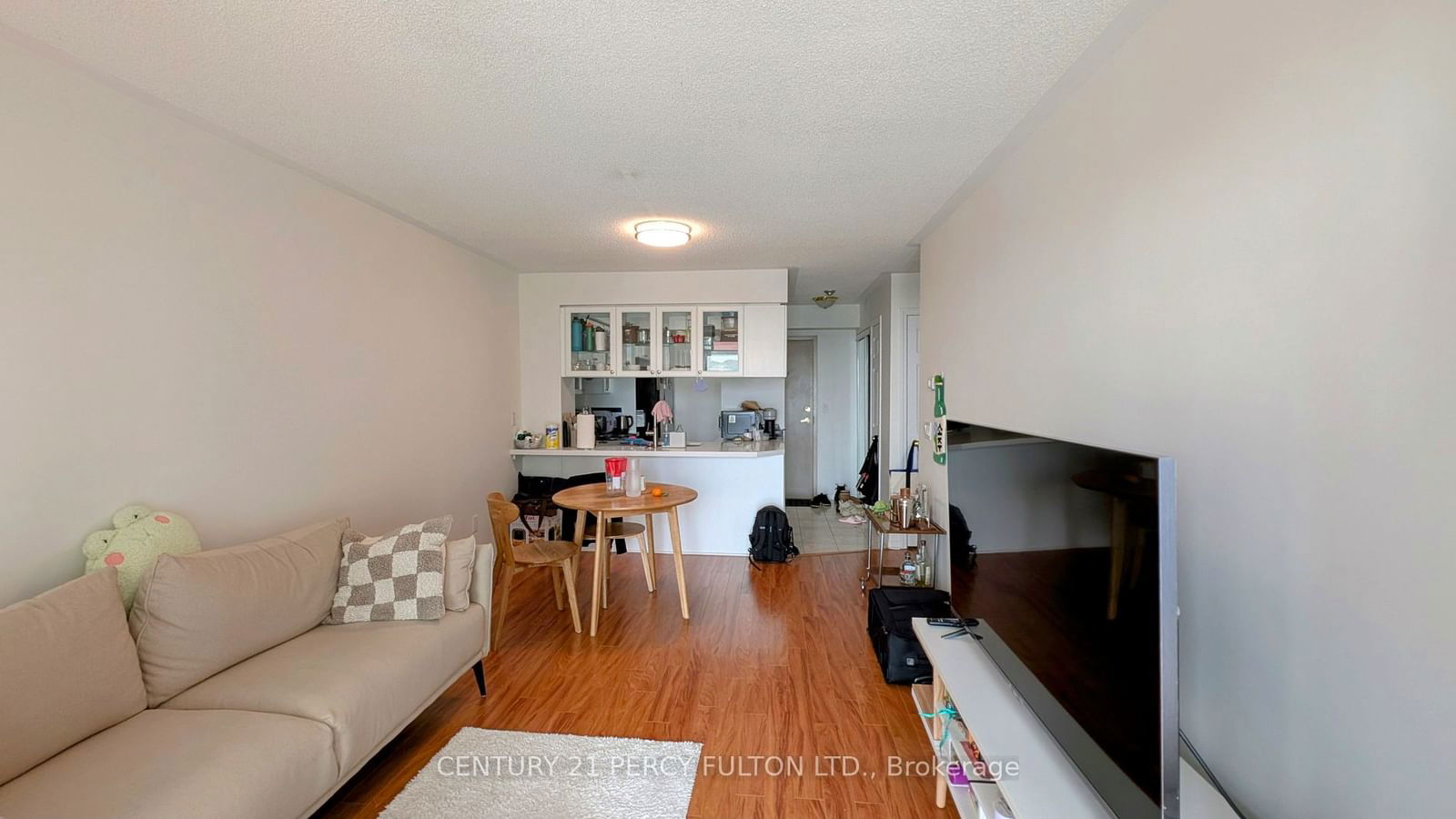 Condo for lease at 2403-909 Bay Street, Toronto, Bay Street Corridor, M5S 3G2 - MLS: C11968221