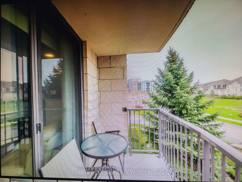 home for sale on 216-16 Dallimore Circle