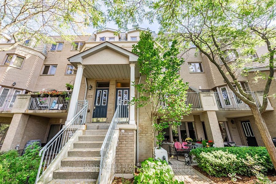 Townhouse for sale at TH122-5418 Yonge Street, Toronto, Willowdale West, M2N 6X4 - MLS: C11968310