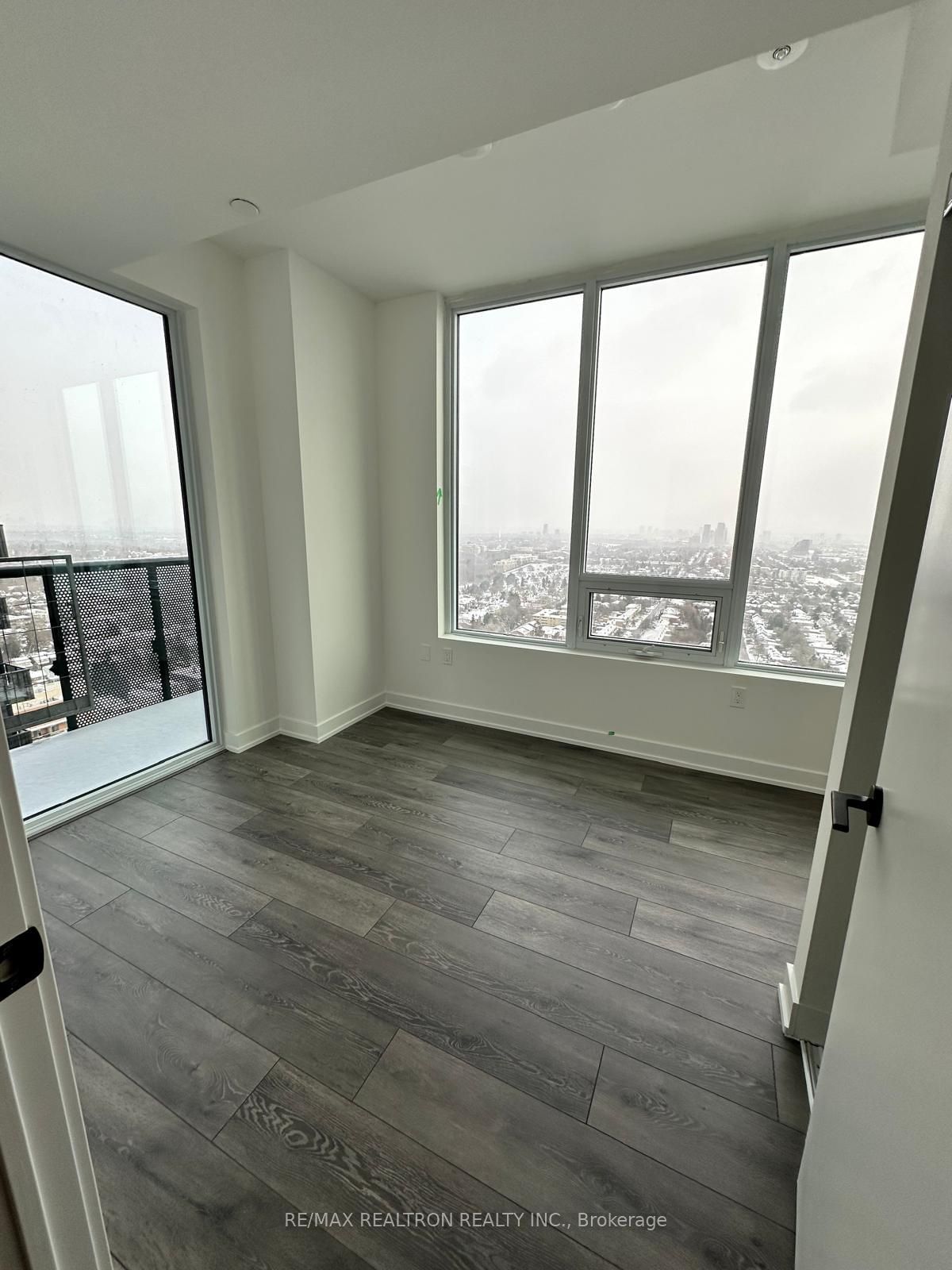 Condo for lease at 3309-127 Broadway Avenue, Toronto, Mount Pleasant West, M4P 1V3 - MLS: C11968517