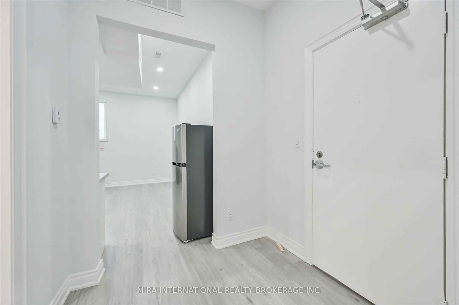 Townhouse for lease at 101-414 Dundas Street, Toronto, Moss Park, M5A 2A8 - MLS: C11968664