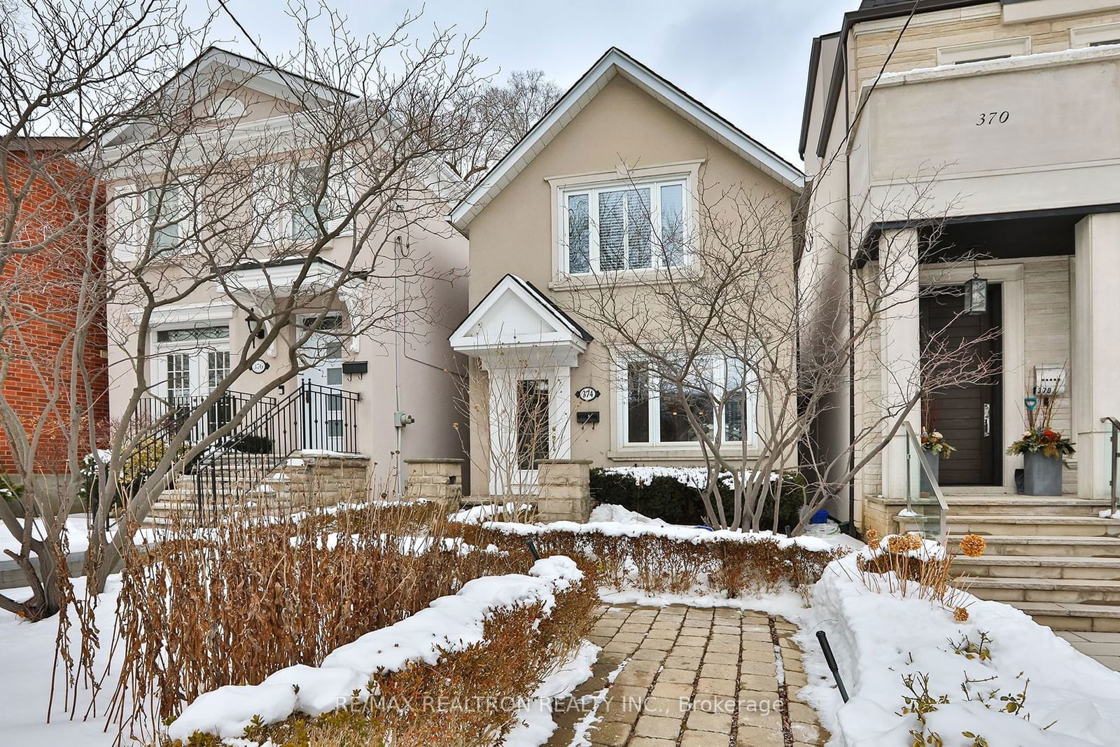 Detached House sold at 374 Woburn Avenue, Toronto, Lawrence Park North, M5M 1L2 - MLS: C11968811