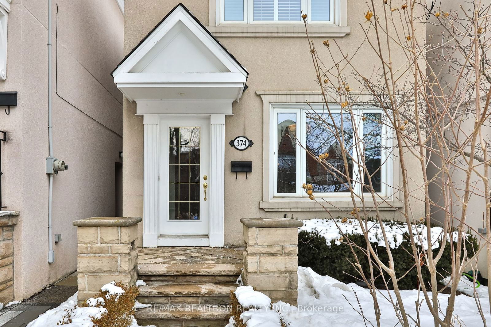 Detached House sold at 374 Woburn Avenue, Toronto, Lawrence Park North, M5M 1L2 - MLS: C11968811