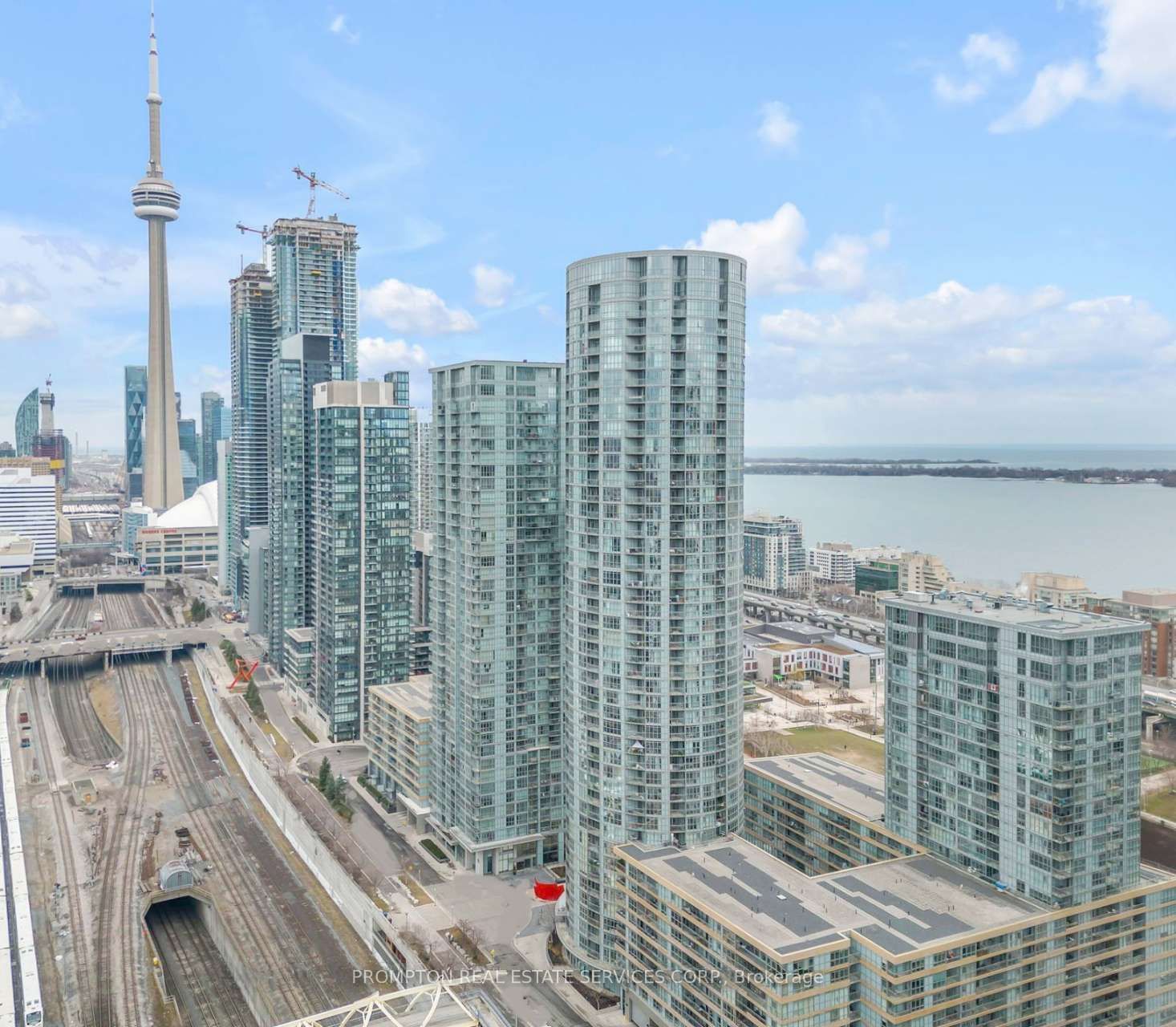 Condo for sale at 930-21 ICEBOAT Terrace, Toronto, Waterfront Communities C1, M5V 4A9 - MLS: C11968872