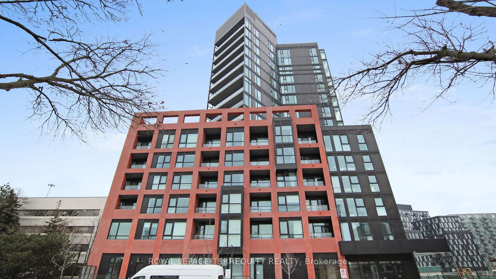 Condo for sale at 809-8 Tippett Road, Toronto, Clanton Park, M3H 0E7 - MLS: C11969073