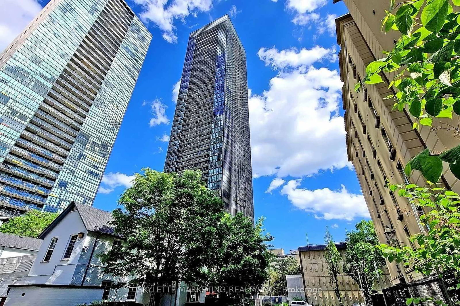 Condo for sale at 818-101 Charles Street, Toronto, Church-Yonge Corridor, M4Y 1V2 - MLS: C11969211