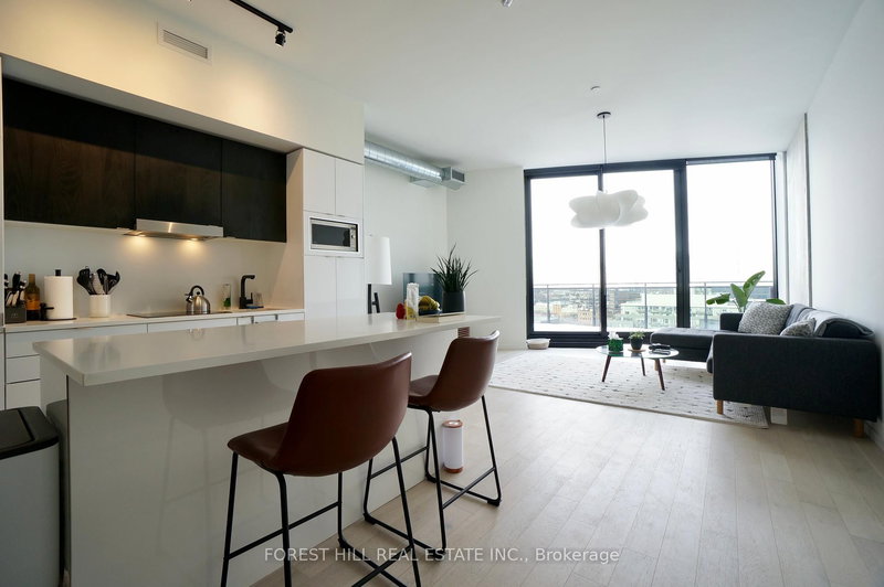 PH04 - 21 Lawren Harris Sq, Toronto, M5A 0T4 | Image 3