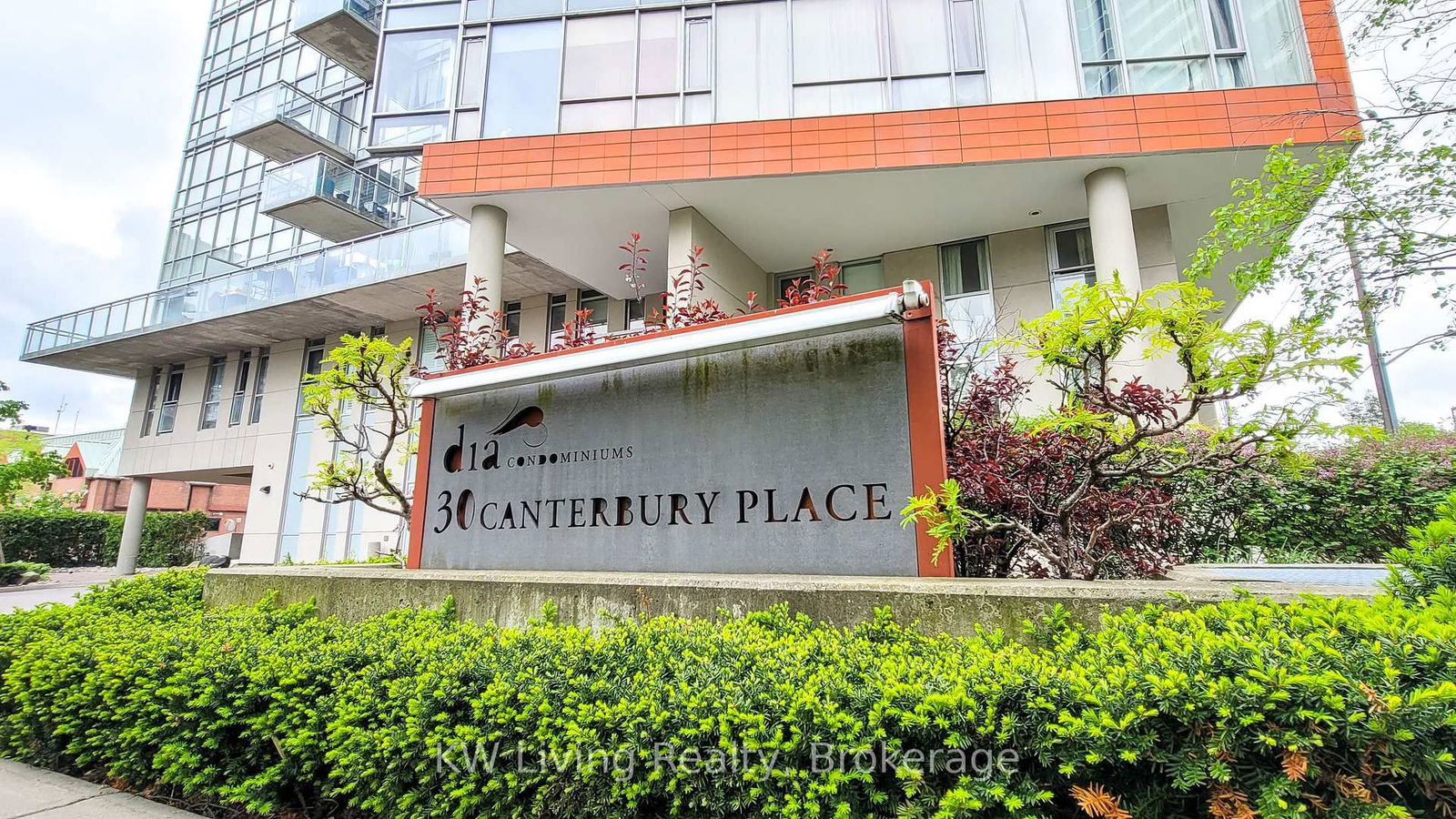 Condo leased at 1003-30 Canterbury Place, Toronto, Willowdale West, M2N 0B9 - MLS: C11969427