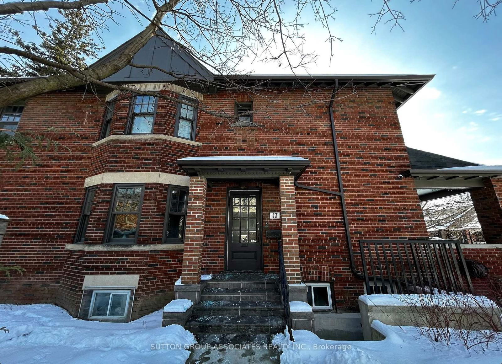 Detached House leased at Upper-17 Humewood Gdns, Toronto, Humewood-Cedarvale, M6C 1E7 - MLS: C11969647