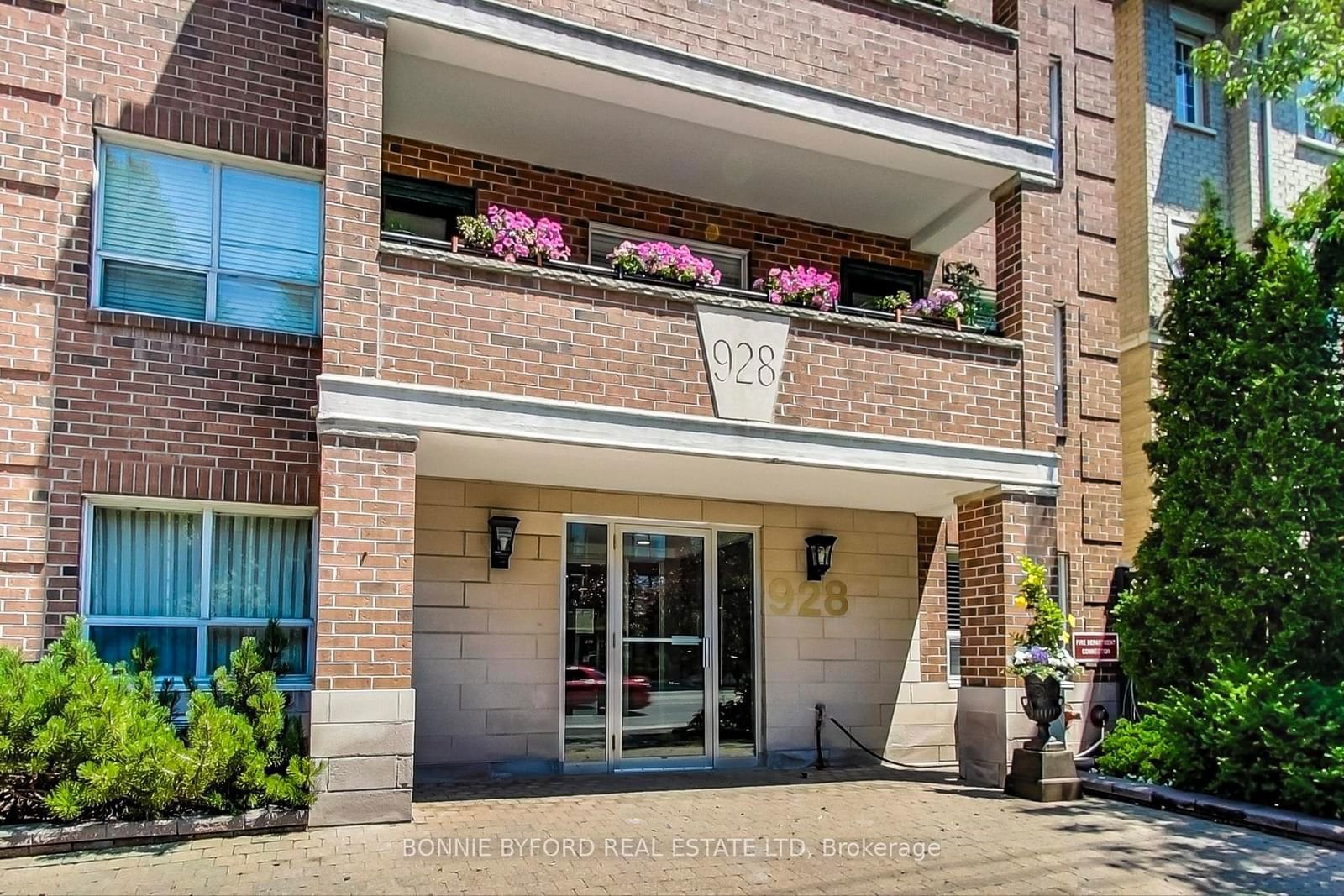 Condo leased at 307-928 Millwood Road, Toronto, Leaside, M4G 1X3 - MLS: C11969679