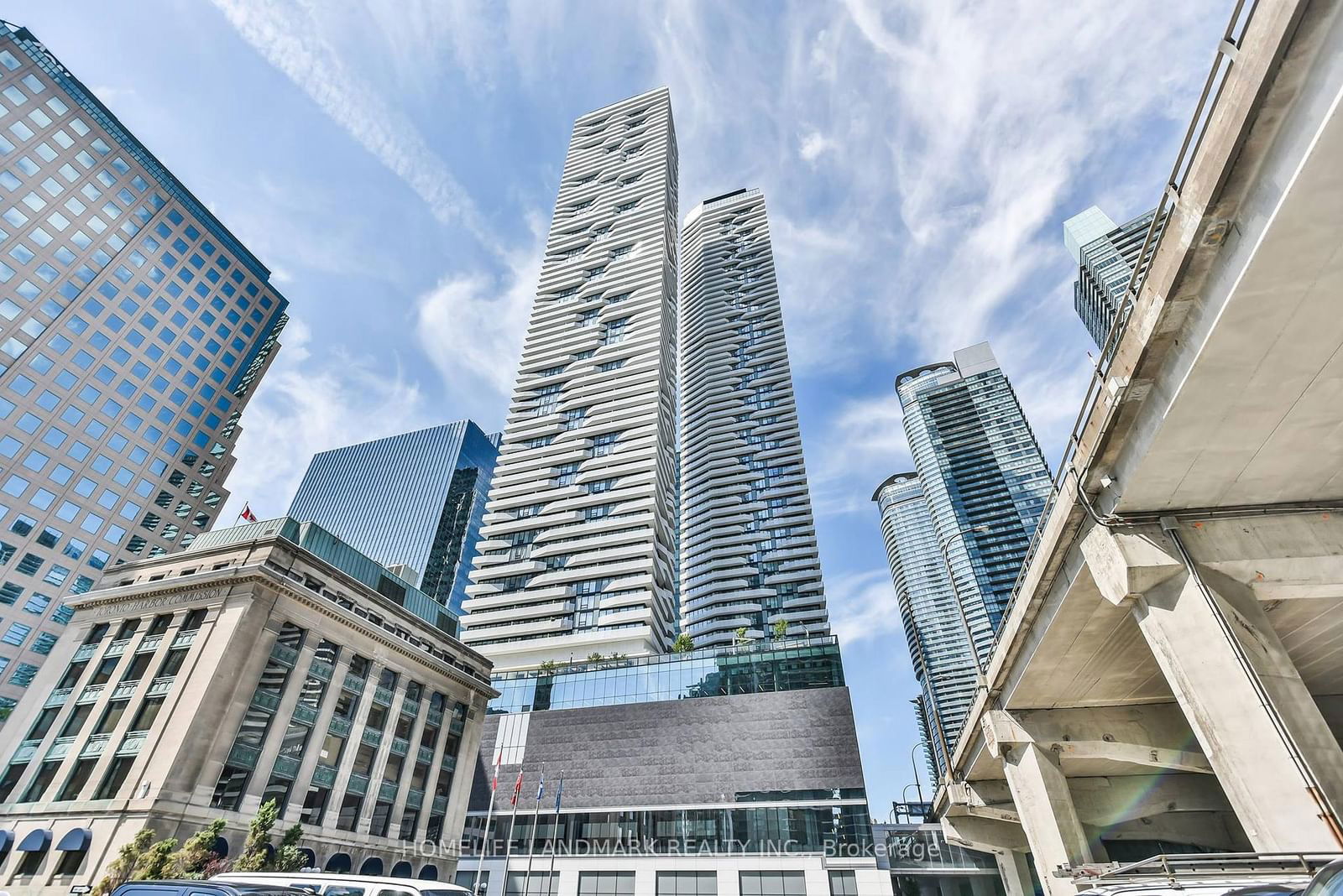 Condo for lease at 1706-88 Harbour Street, Toronto, Waterfront Communities C1, M5J 0C3 - MLS: C11969747