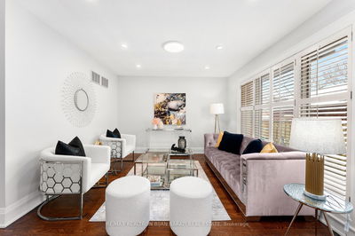 25 Bamboo Grve, Toronto - Banbury-Don Mills image-0-4