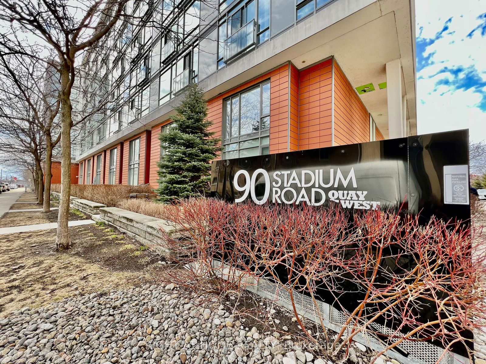 Condo for lease at 606-90 Stadium Road, Toronto, Niagara, M5V 3W5 - MLS: C11969820