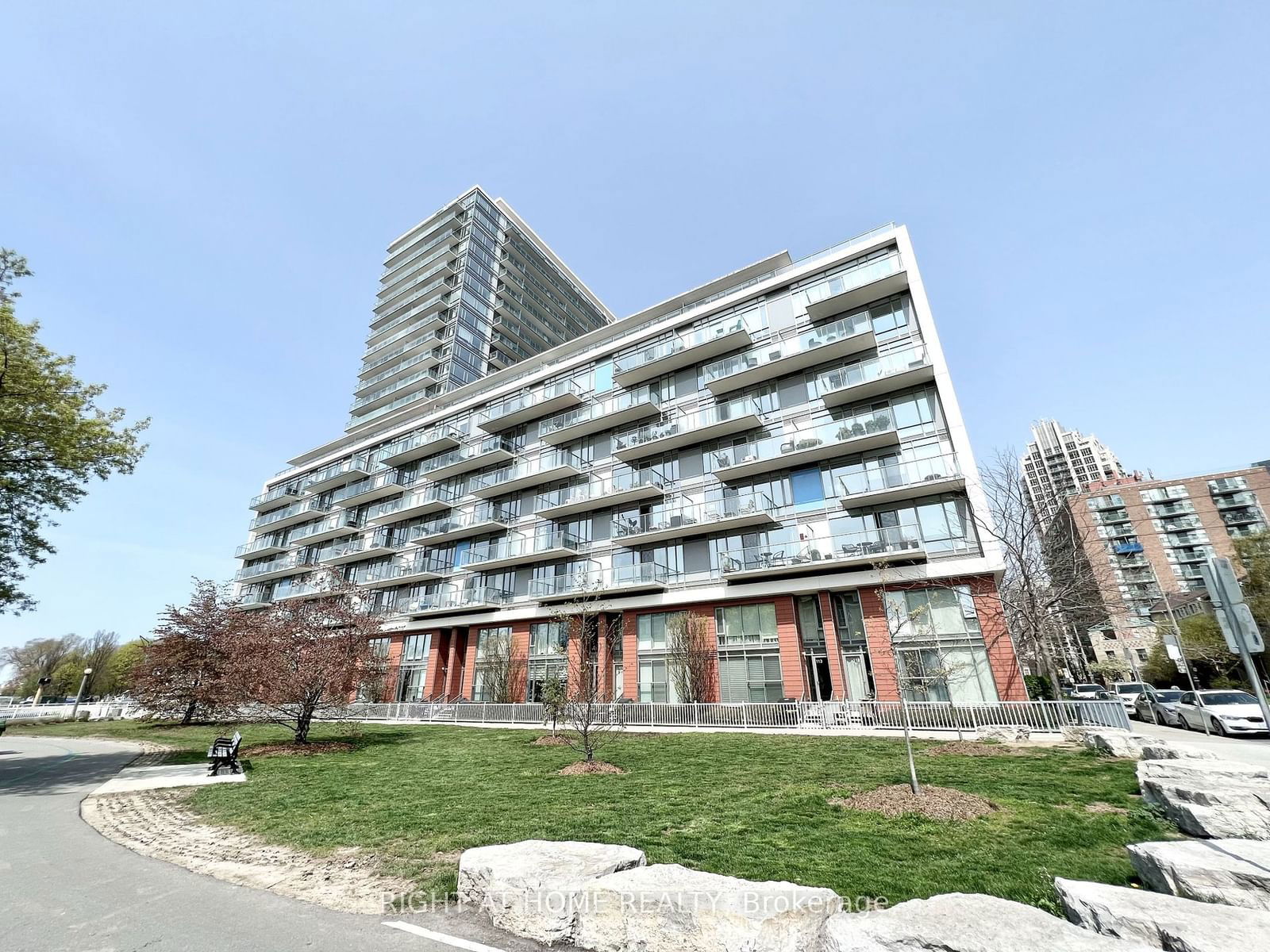 Condo for lease at 606-90 Stadium Road, Toronto, Niagara, M5V 3W5 - MLS: C11969820