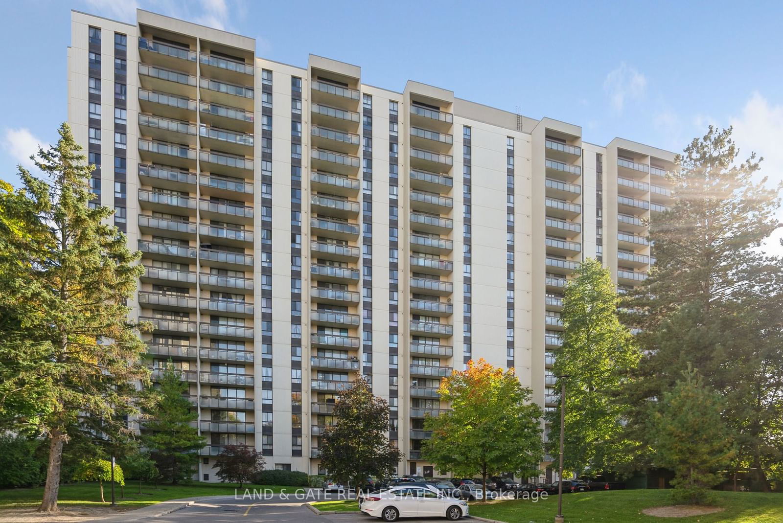 Condo for lease at 702-260 Seneca Hill Drive, Toronto, Don Valley Village, M2J 4S6 - MLS: C11970138