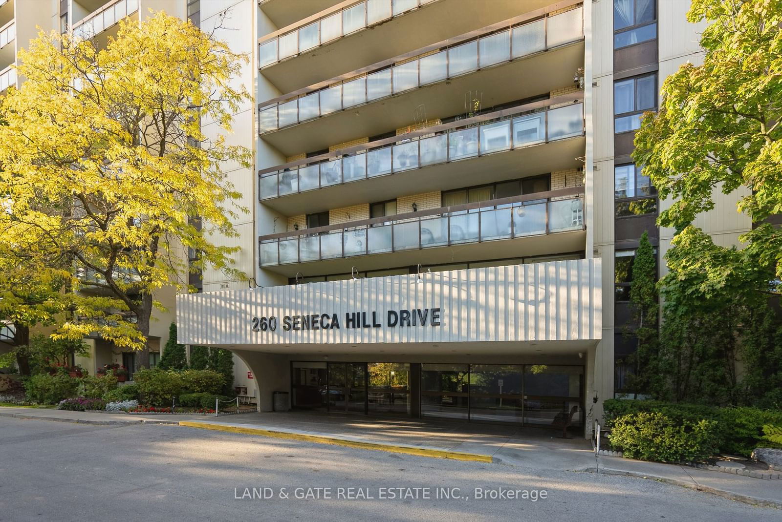 Condo for lease at 702-260 Seneca Hill Drive, Toronto, Don Valley Village, M2J 4S6 - MLS: C11970138