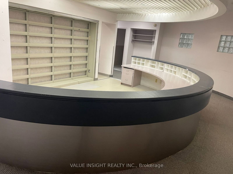 302 - 491 Lawrence Ave W, Toronto, M5M 1C7 | Image 2