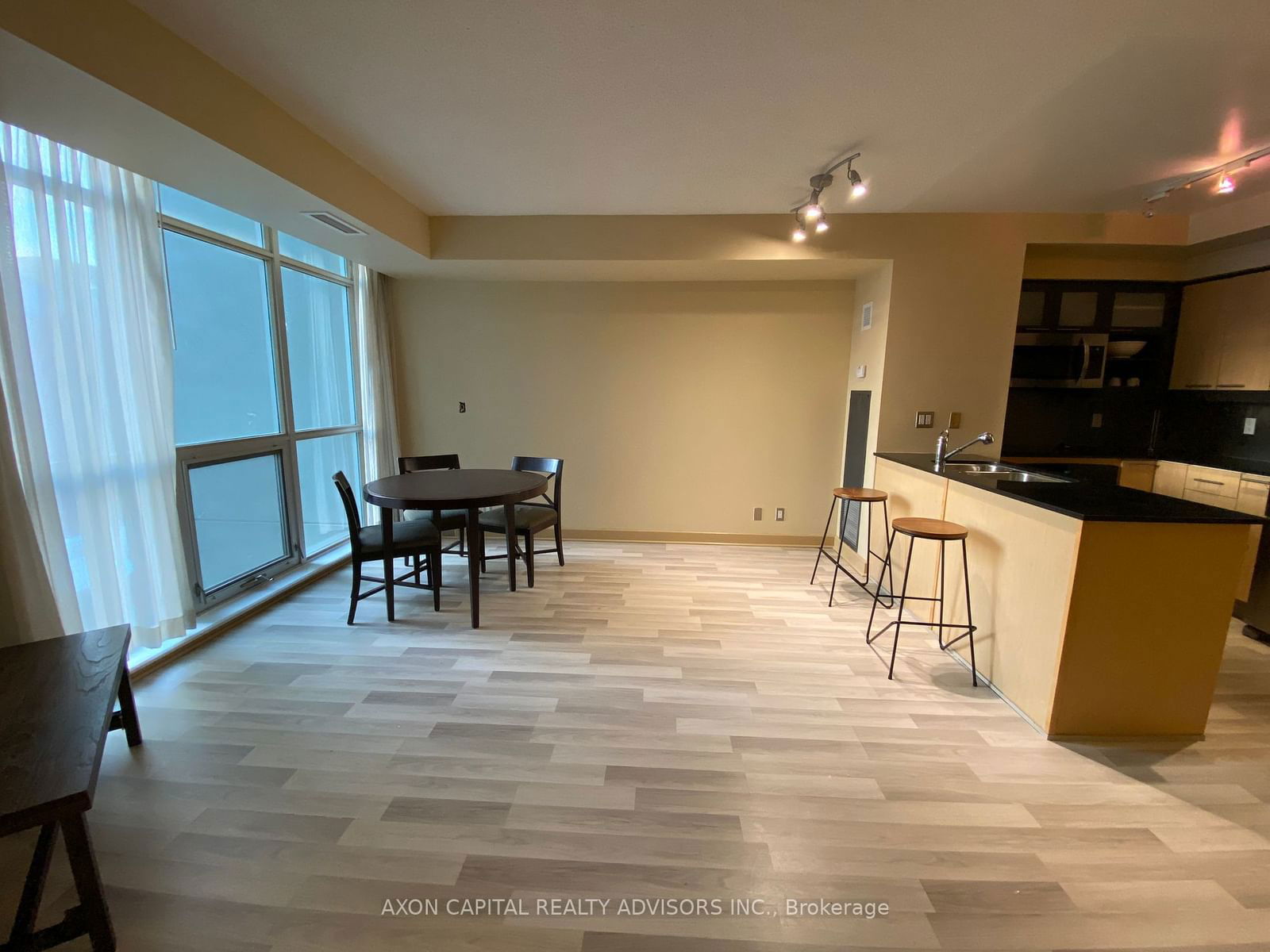 Condo for lease at 1301-36 Blue Jays Way, Toronto, Waterfront Communities C1, M5V 3T3 - MLS: C11970494