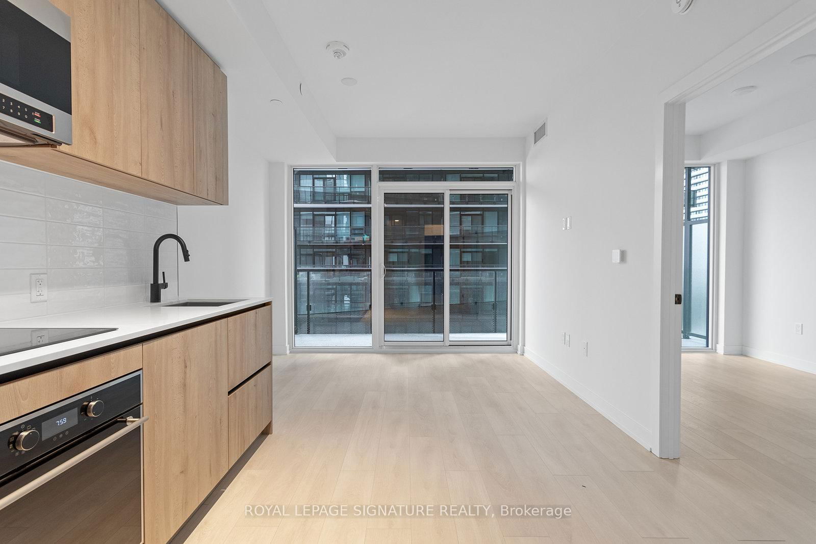 Condo leased at 1613-117 Broadway Avenue, Toronto, Mount Pleasant West, M4P 1V3 - MLS: C11971440