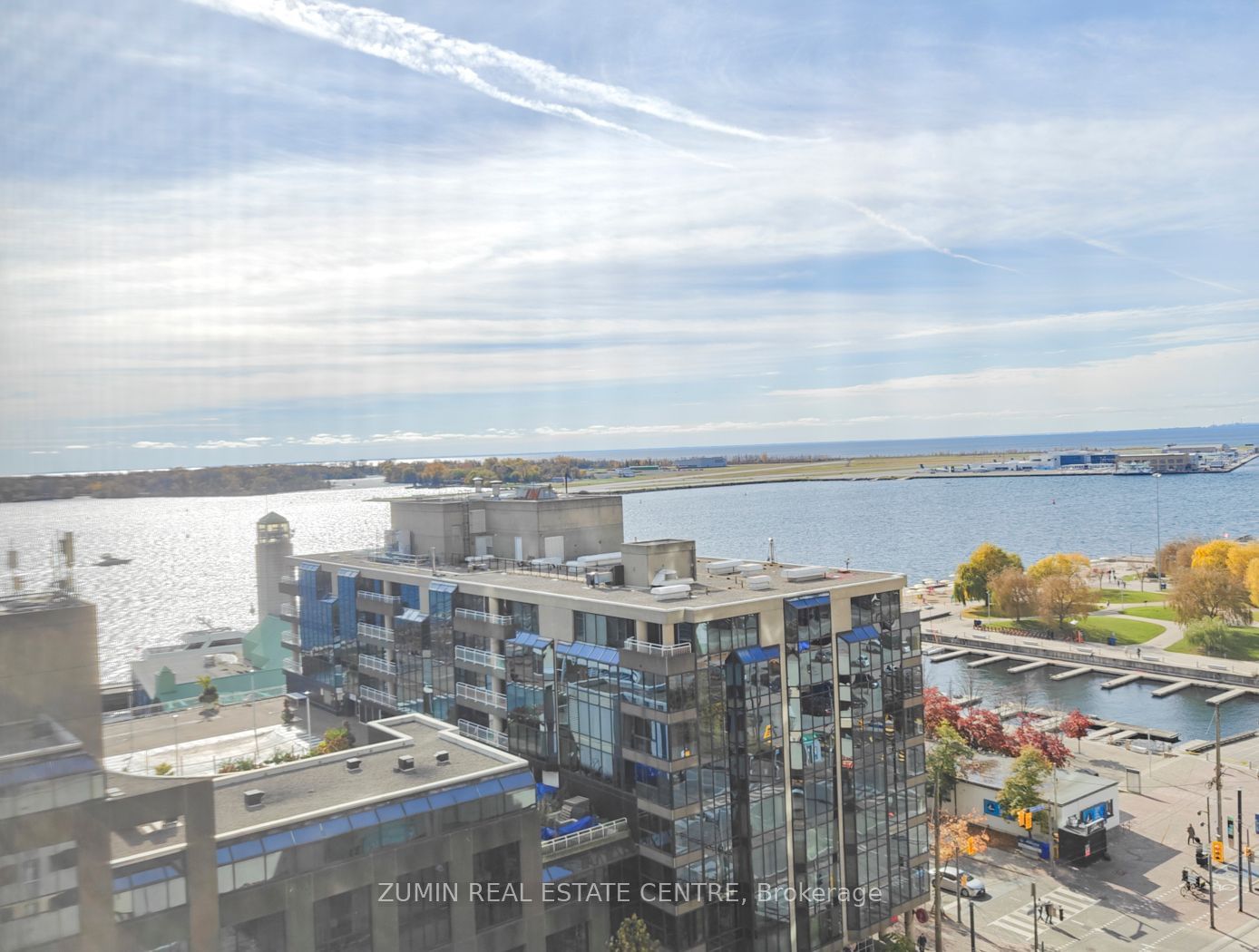 Condo for sale at 1304-260 Queens Quay, Toronto, Waterfront Communities C1, M5J 2N3 - MLS: C11971638