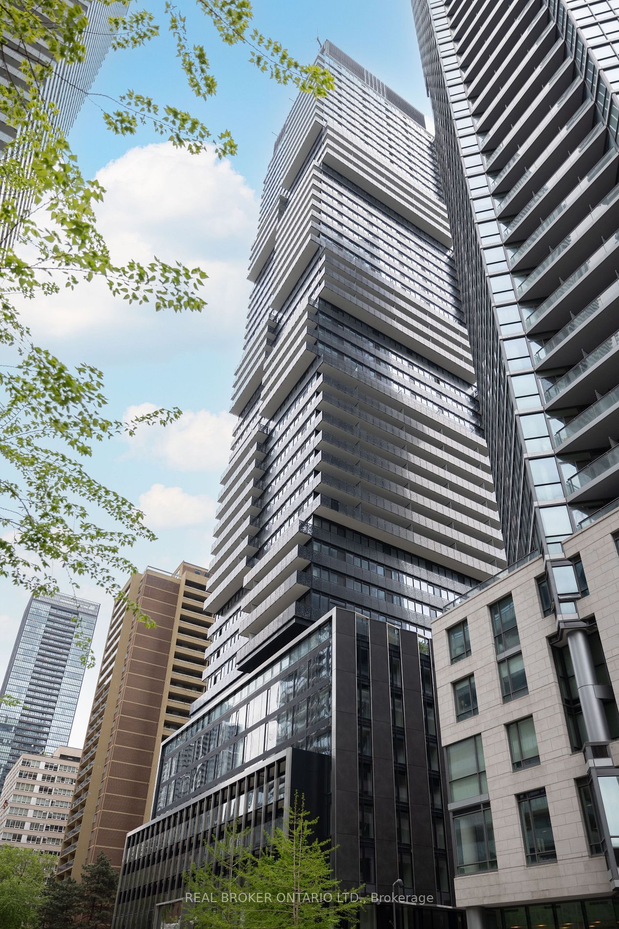 Condo for sale at 2206-55 Charles Street, Toronto, Church-Yonge Corridor, M4Y 0J1 - MLS: C11971839