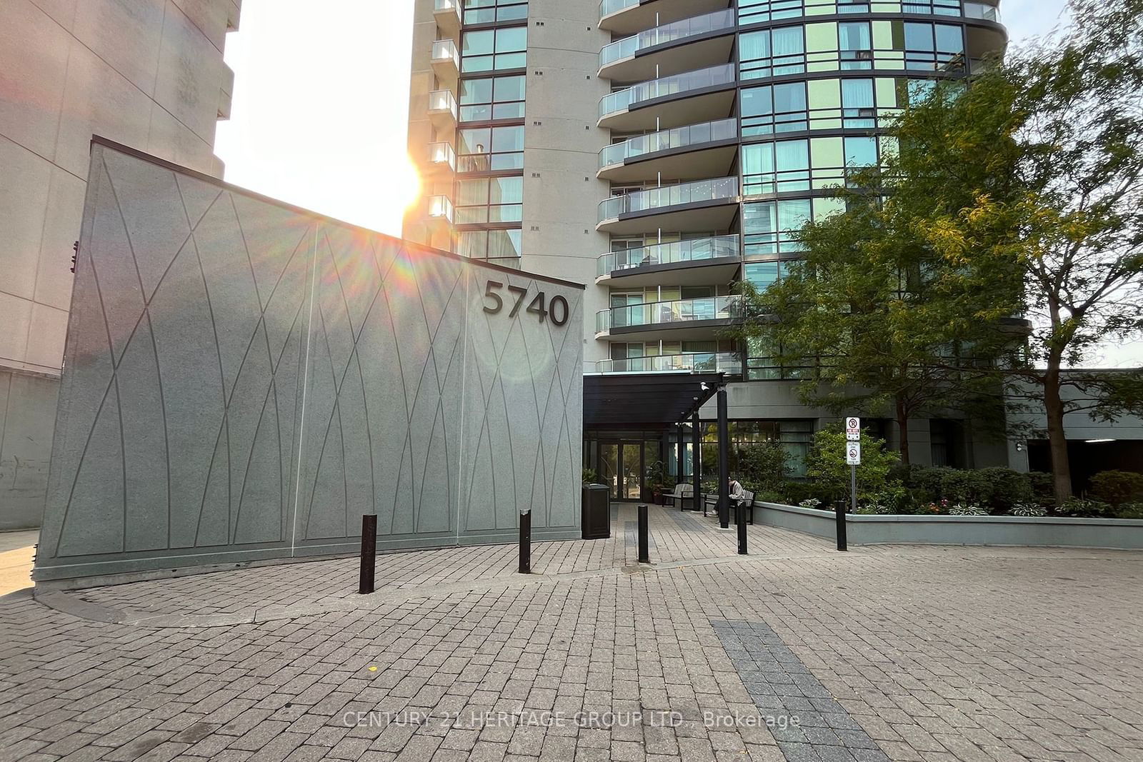 Condo for lease at 1801-5740 Yonge Street, Toronto, Newtonbrook West, M2M 0B1 - MLS: C11972260